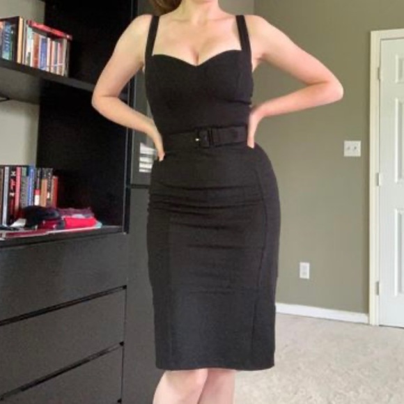 Deadly Dames Micheline Pitt, Maneater Wiggle Dress - Picture 10 of 14